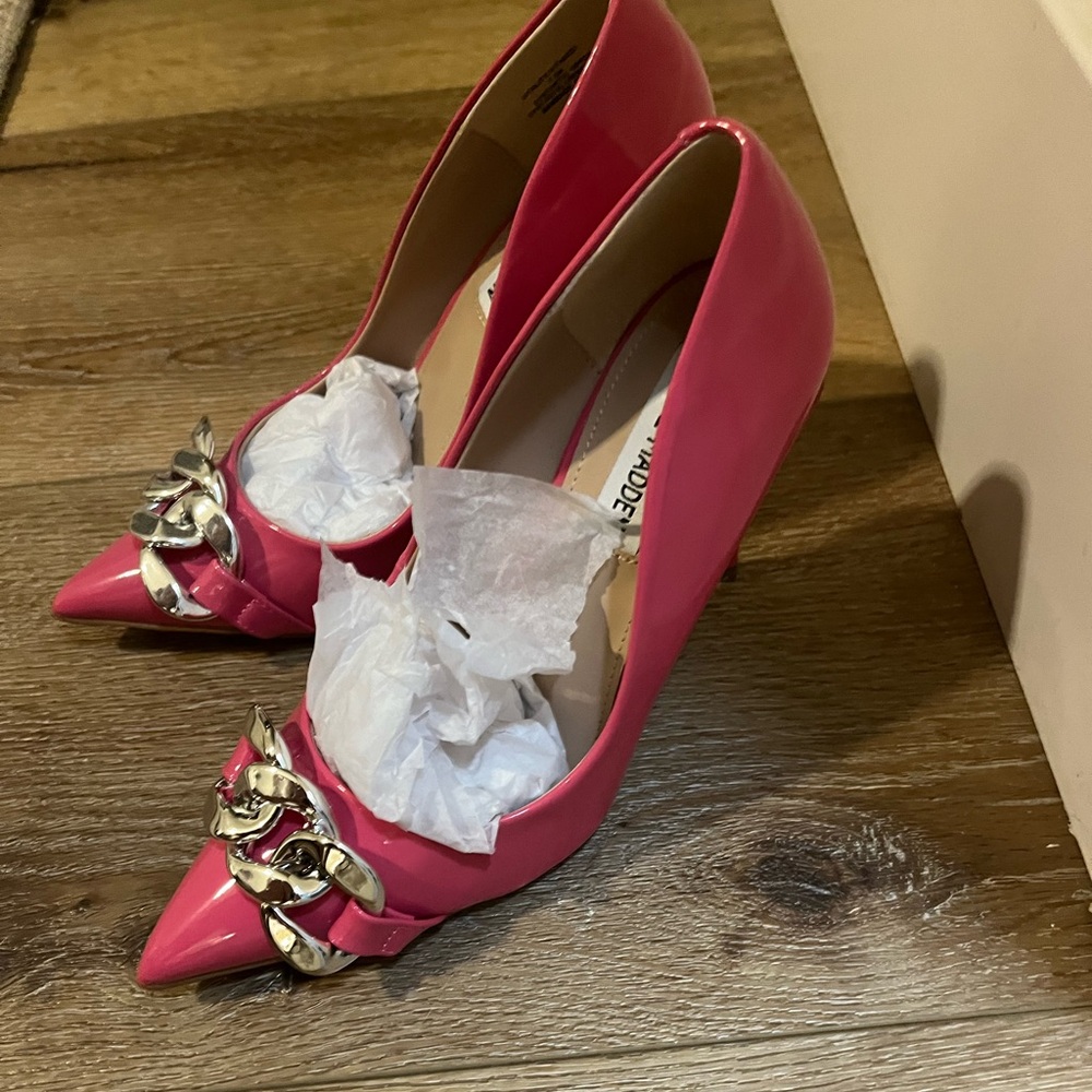 New Steve Madden Vitality Pink Pumps
